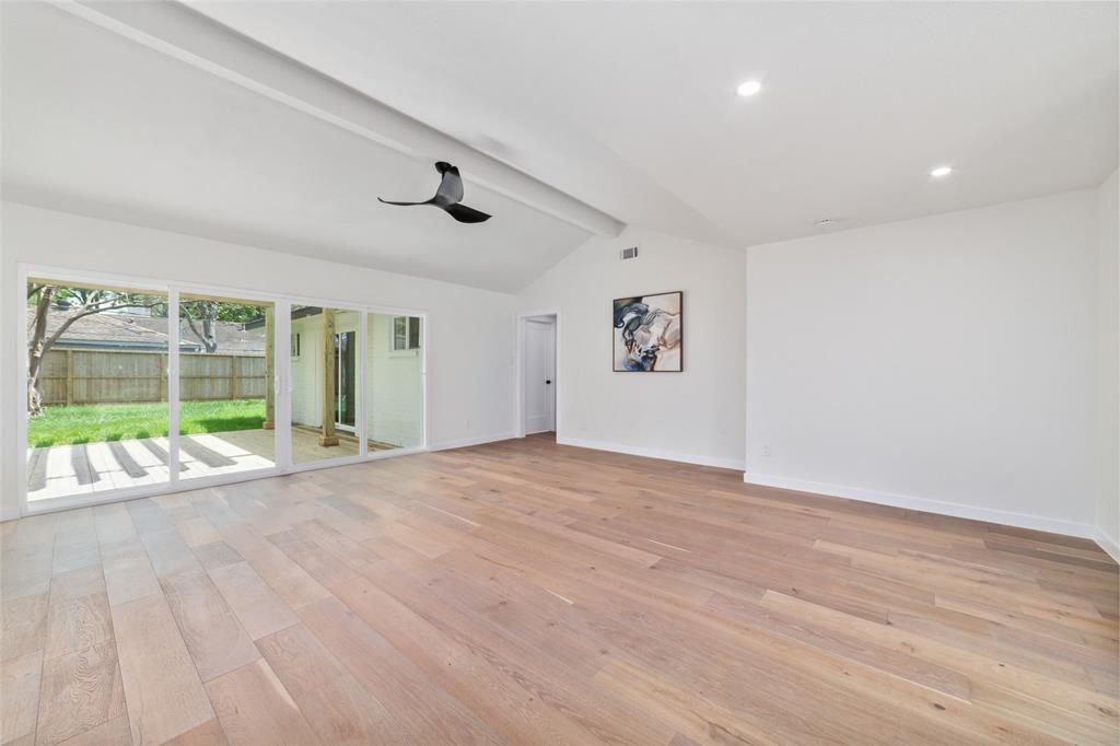 2618 Pine Village Drive, Houston, Texas image 4