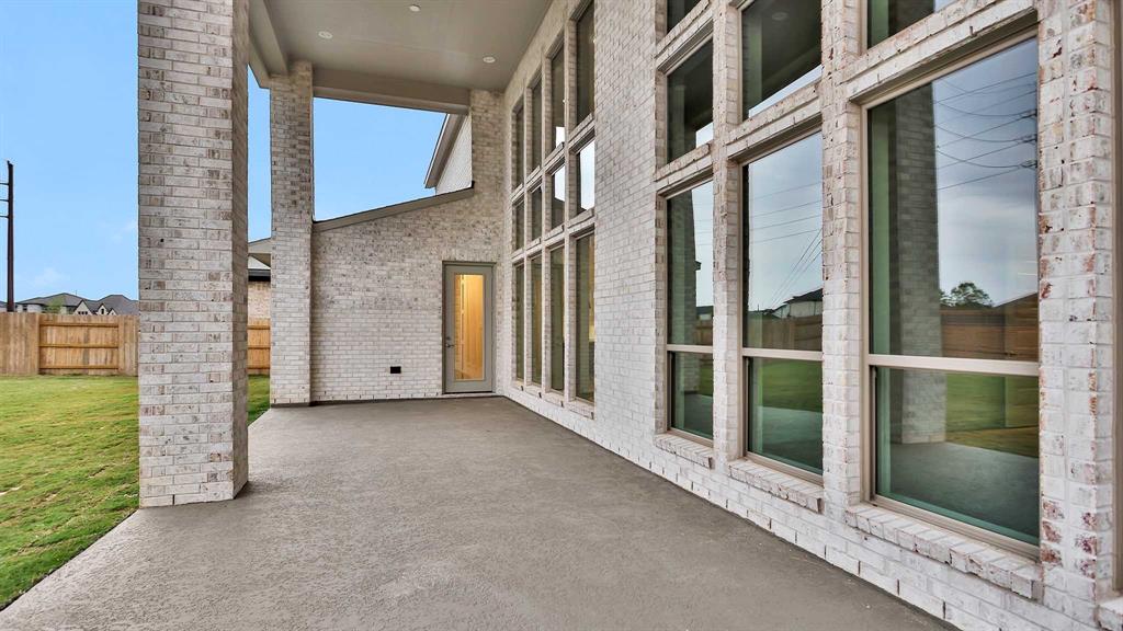 7915 Pink Bergamot Place, Katy, Texas image 16