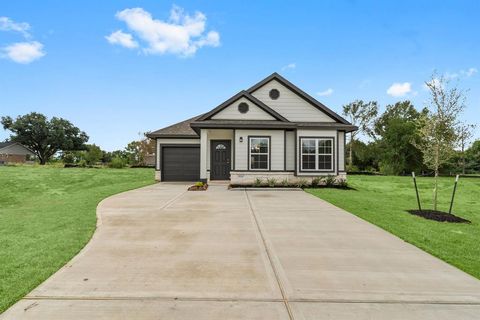 Photo of 11808 East Gate Drive Dr, Willis, TX 77318 (MLS # 53092126) Photo of 11808 East Gate Drive Dr, Willis, TX 77318 (MLS # 53092126)