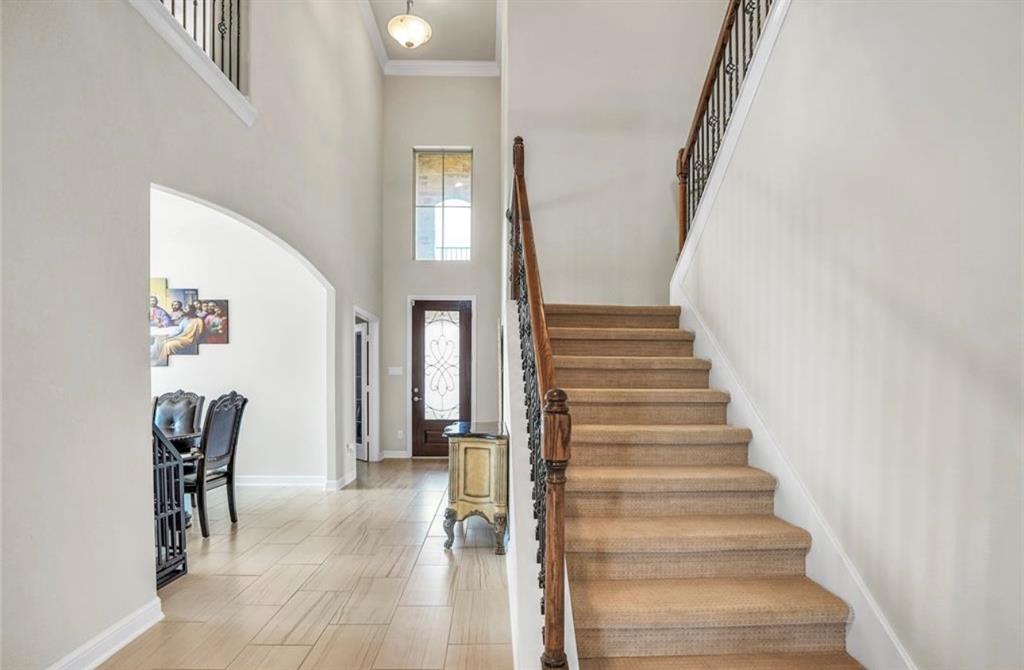 221 Bright Bluff Cir