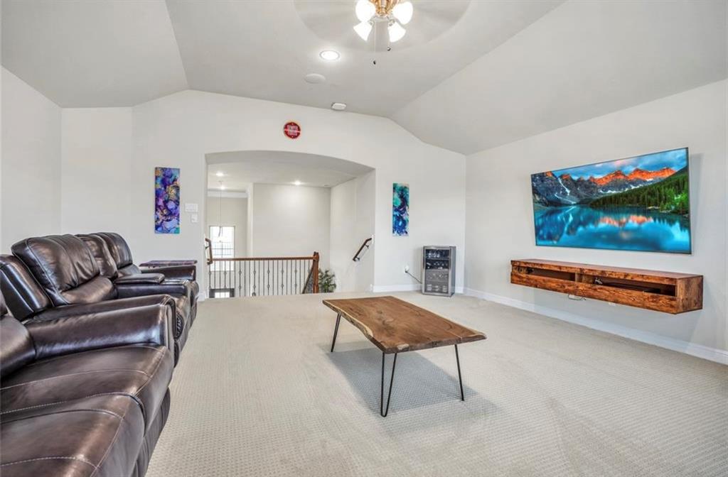 221 Bright Bluff Cir Cir, Waller, Texas image 17