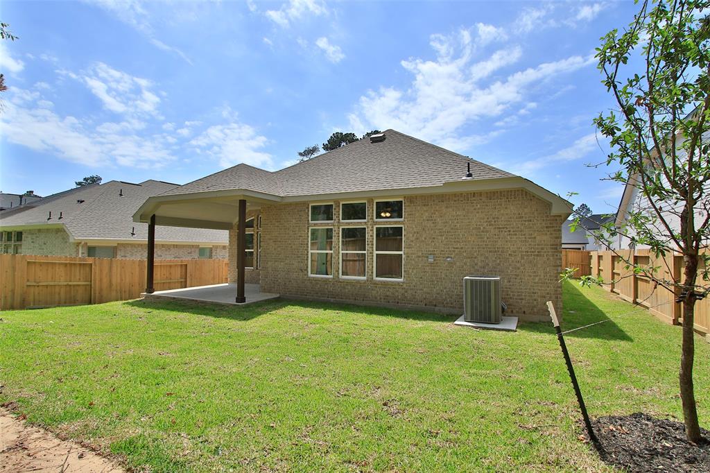 114 Mockingbird Trails Drive, Willis, Texas image 39