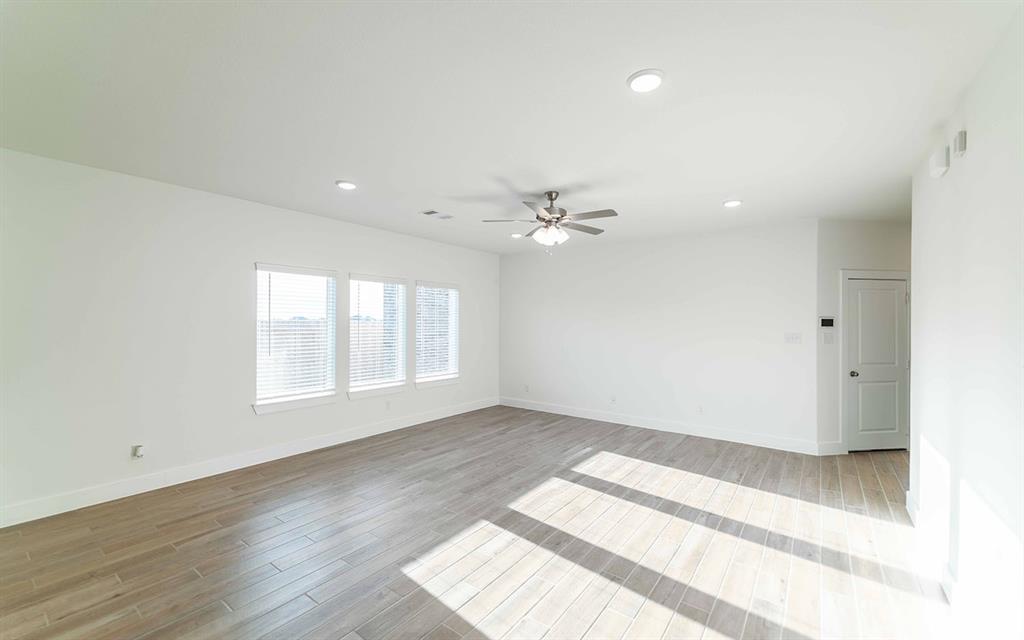 646 Escondido Drive, Dayton, Texas image 5