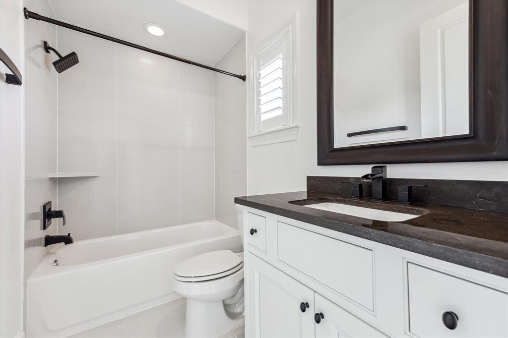 3850 Glen Arbor Drive, Houston, Texas image 24