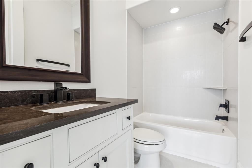 3850 Glen Arbor Drive, Houston, Texas image 26