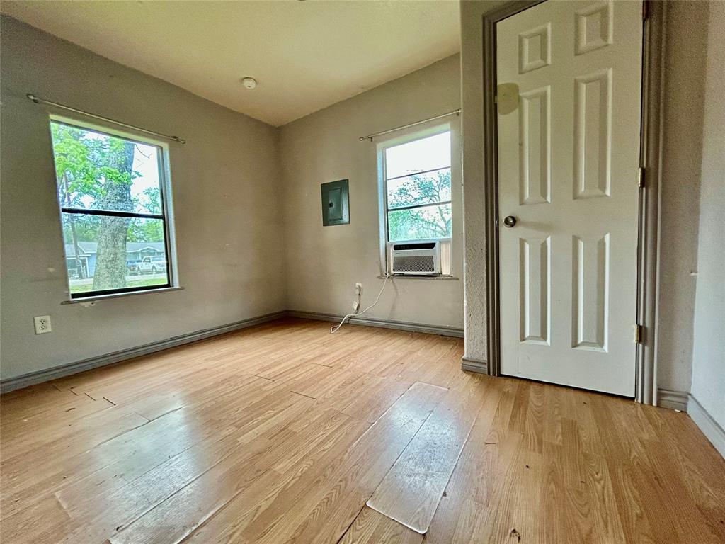 531 Coleman Street, Clute, Texas image 7