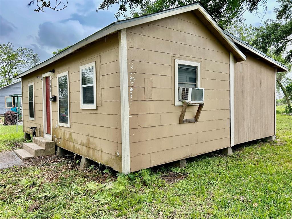 531 Coleman Street, Clute, Texas image 12