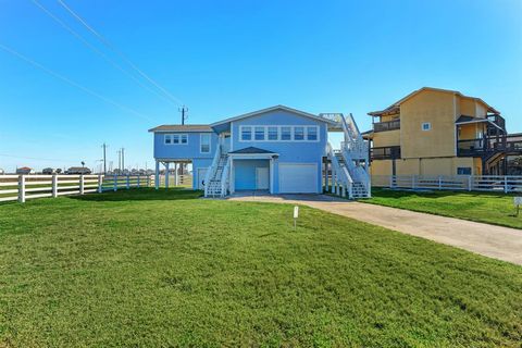 Single Family Residence in Surfside Beach TX 600 Blue Water Highway.jpg
