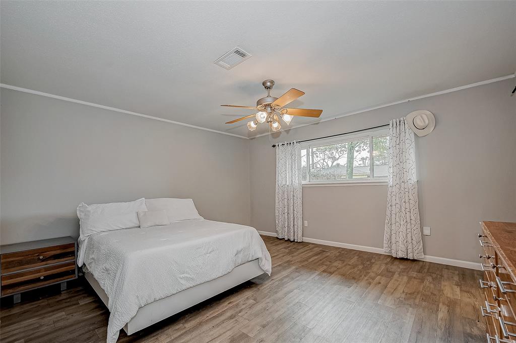 7259 Shady Arbor Lane, Houston, Texas image 17