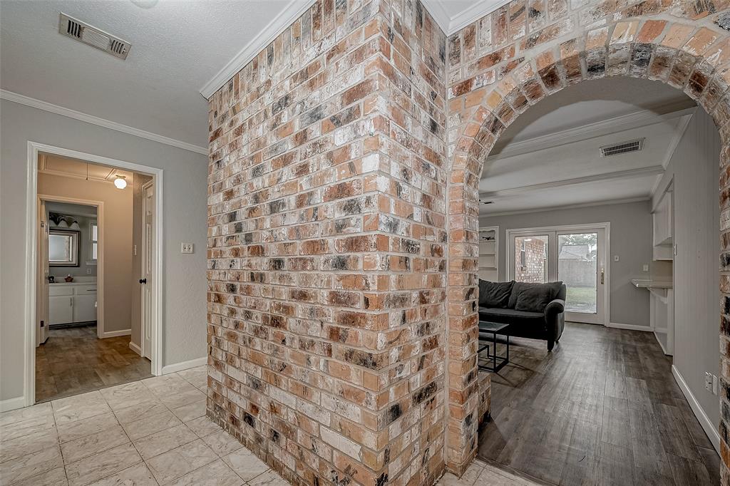 7259 Shady Arbor Lane, Houston, Texas image 5