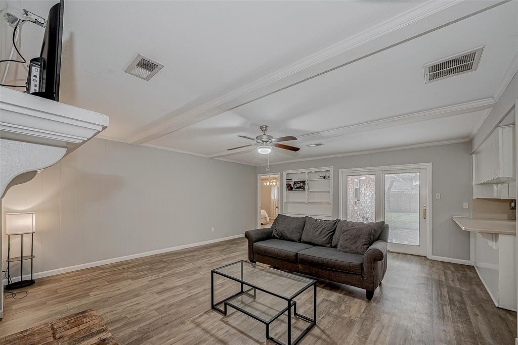 7259 Shady Arbor Lane, Houston, Texas image 6