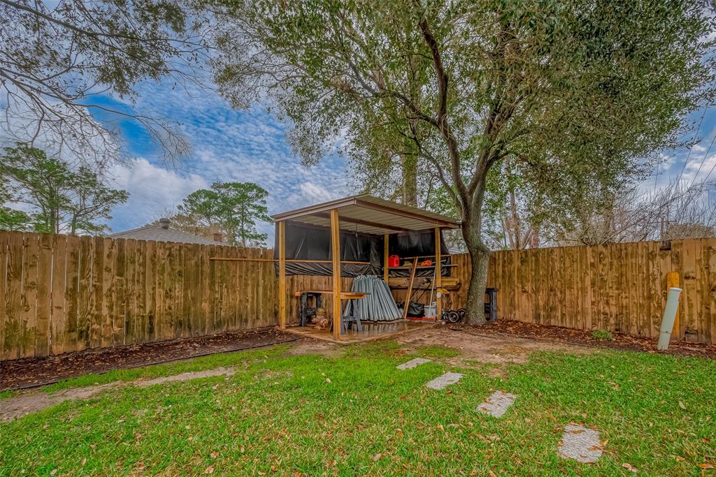 7259 Shady Arbor Lane, Houston, Texas image 29