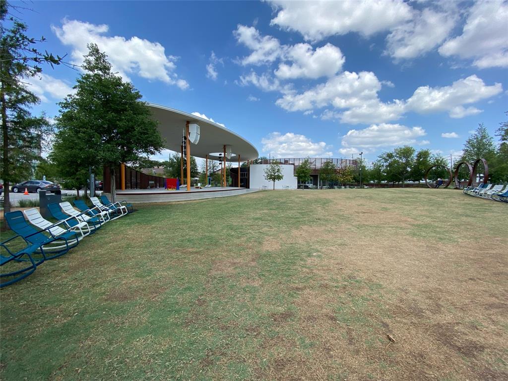 10855 Meadowglen Lane #916, Houston, Texas image 14