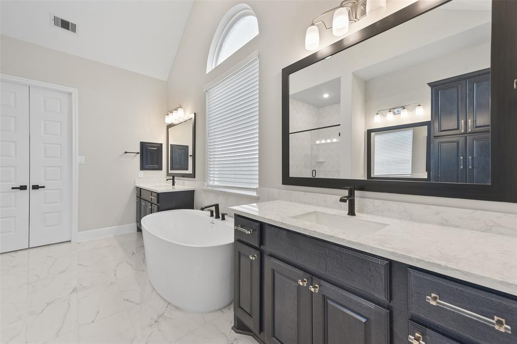 4907 Olive Province Lane, Manvel, Texas image 21