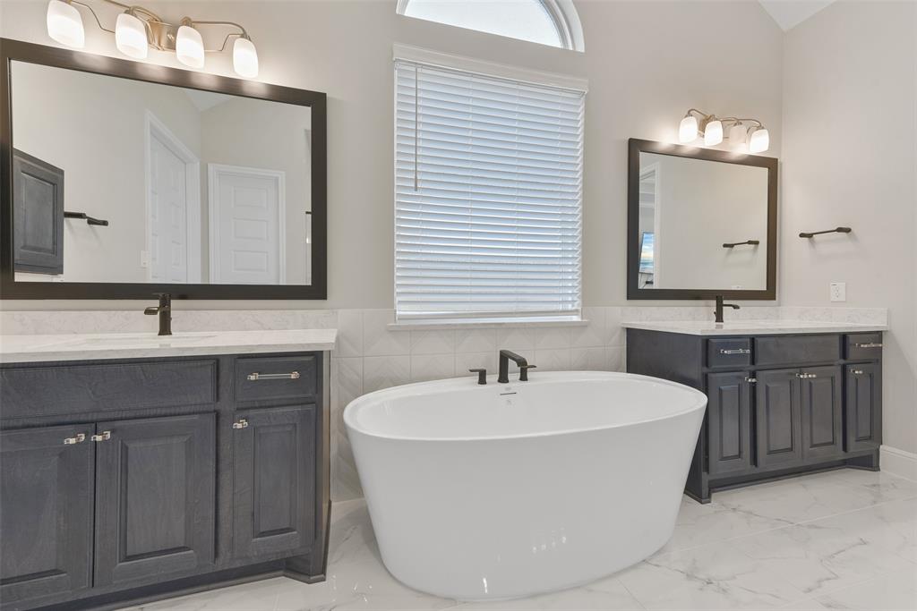 4907 Olive Province Lane, Manvel, Texas image 22