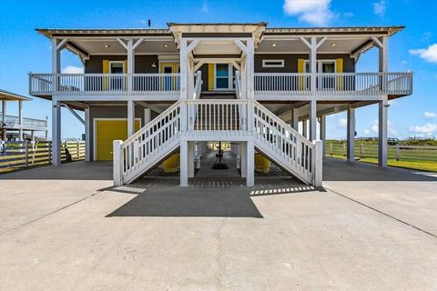 Single Family Residence in Crystal Beach TX 2344 Trinidad Drive 6.jpg