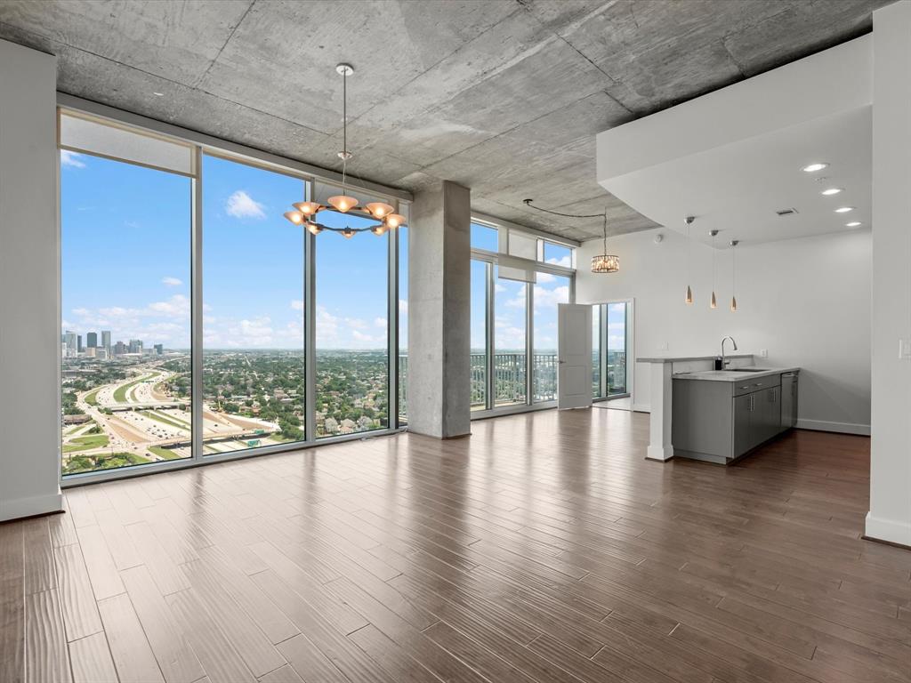 5925 Almeda Road 12905