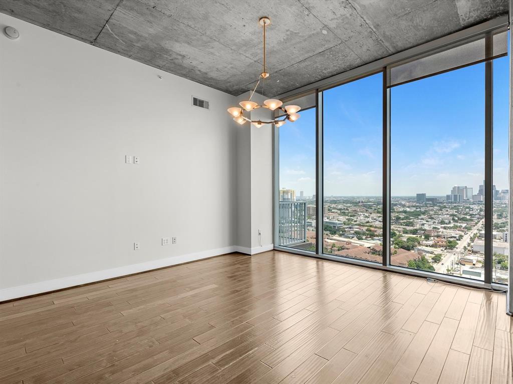5925 Almeda Road 12905