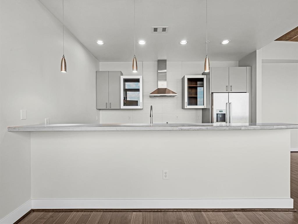 5925 Almeda Road 12905