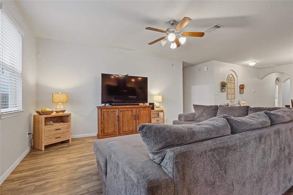 2225 Windy Sail Drive, Texas City, Texas image 9