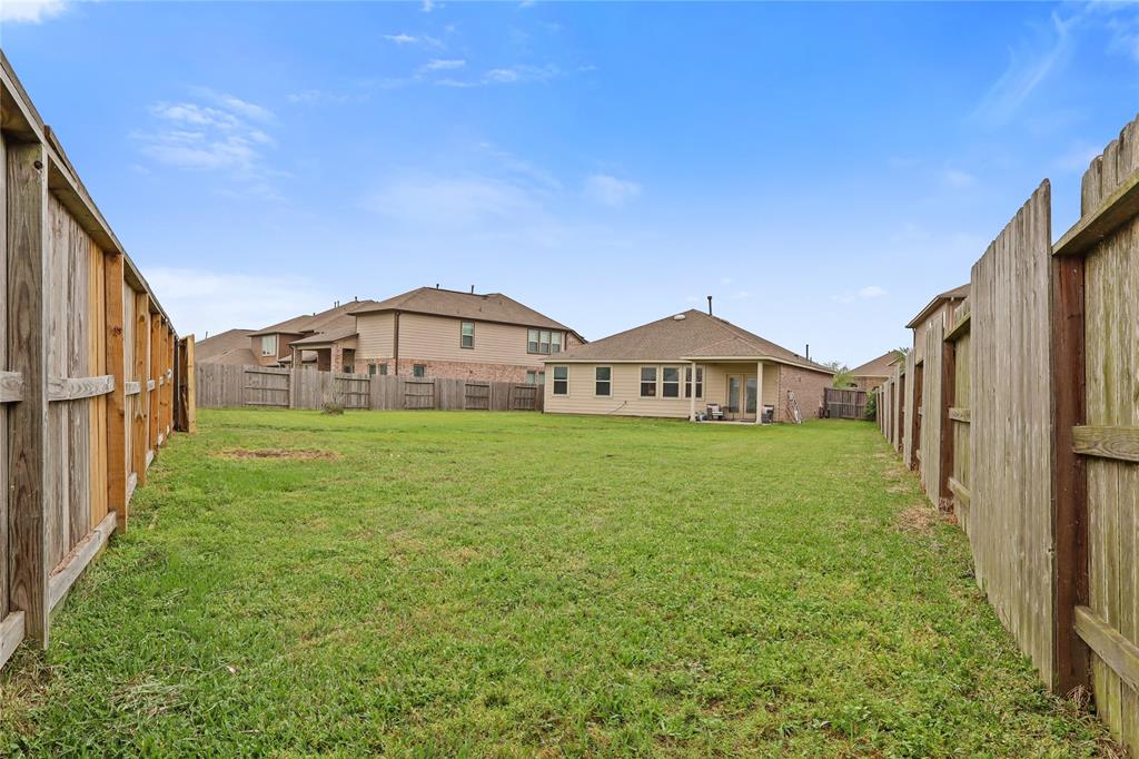 2225 Windy Sail Drive, Texas City, Texas image 3