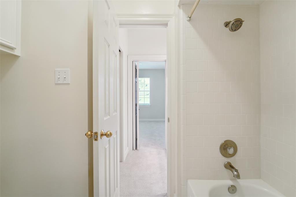 1706 Lofty Maple Trail, Houston, Texas image 36