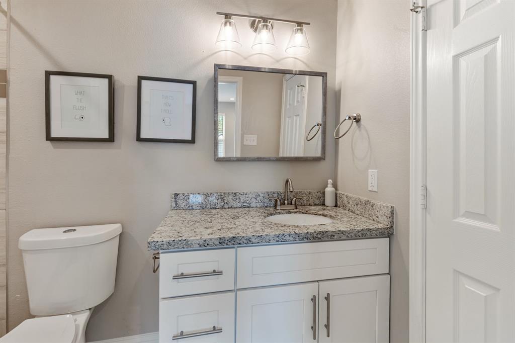 1015 Gardendale Drive, Houston, Texas image 23