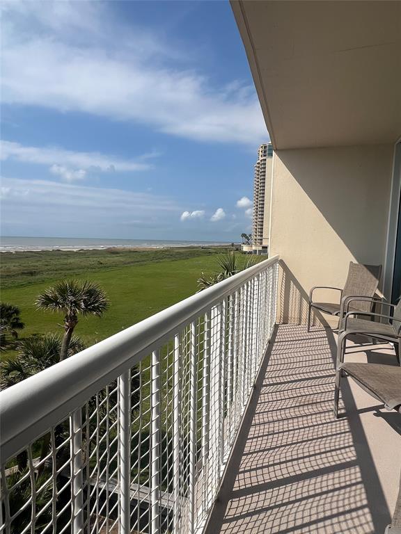 1401 E Beach Drive #215, Galveston, Texas image 17