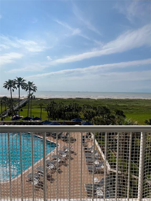 1401 E Beach Drive #215, Galveston, Texas image 2