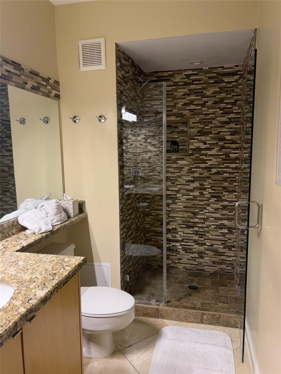 1401 E Beach Drive #215, Galveston, Texas image 16
