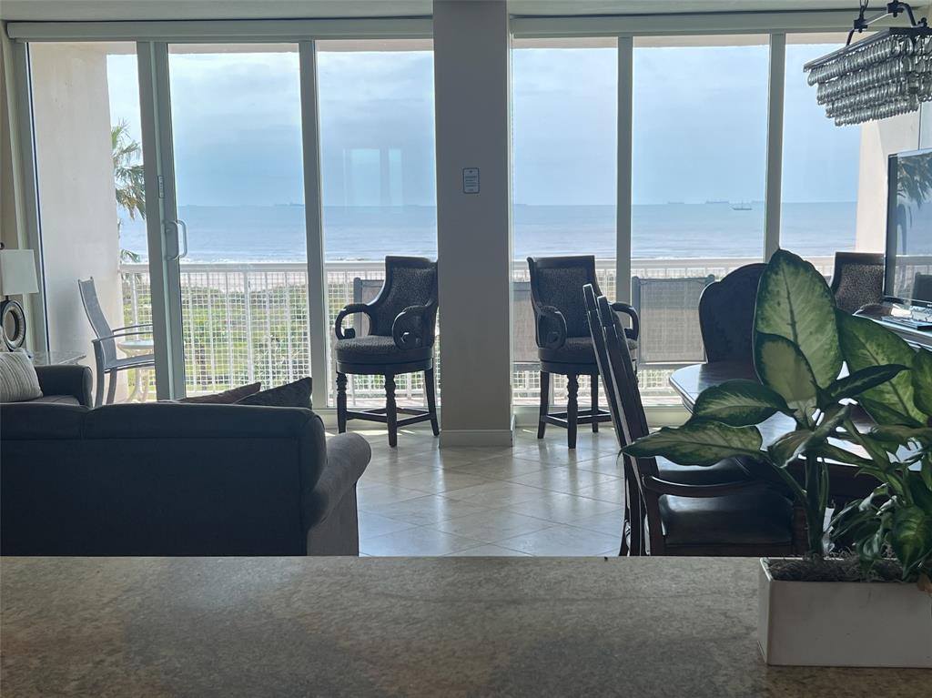1401 E Beach Drive #215, Galveston, Texas image 4