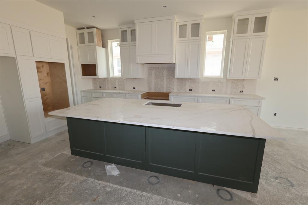 10822 Rosary Pea Lane