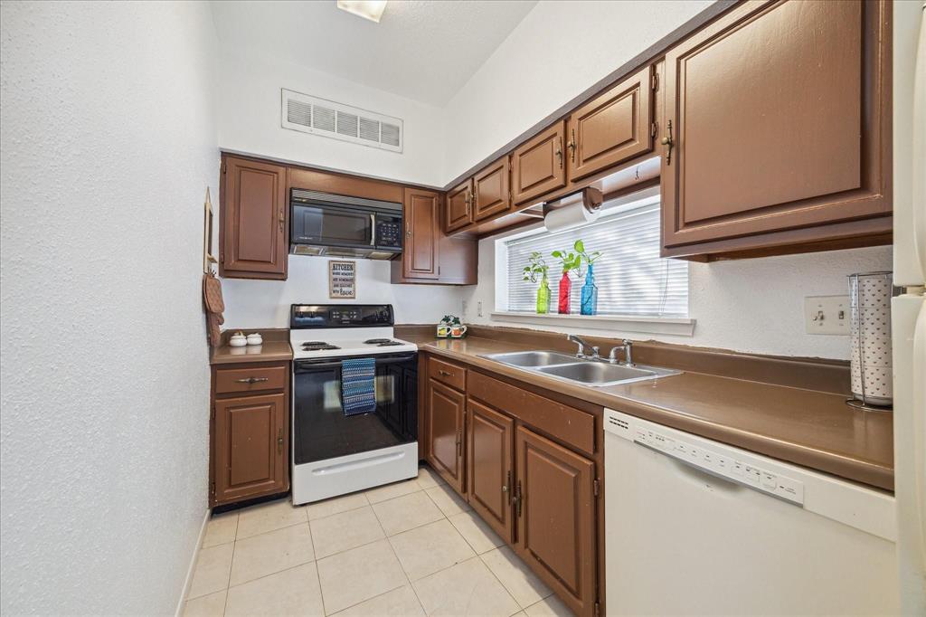 10855 Meadowglen Lane #1101, Houston, Texas image 6
