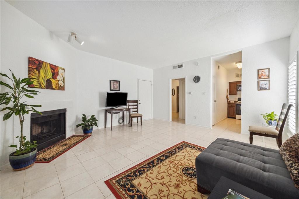 10855 Meadowglen Lane #1101, Houston, Texas image 3