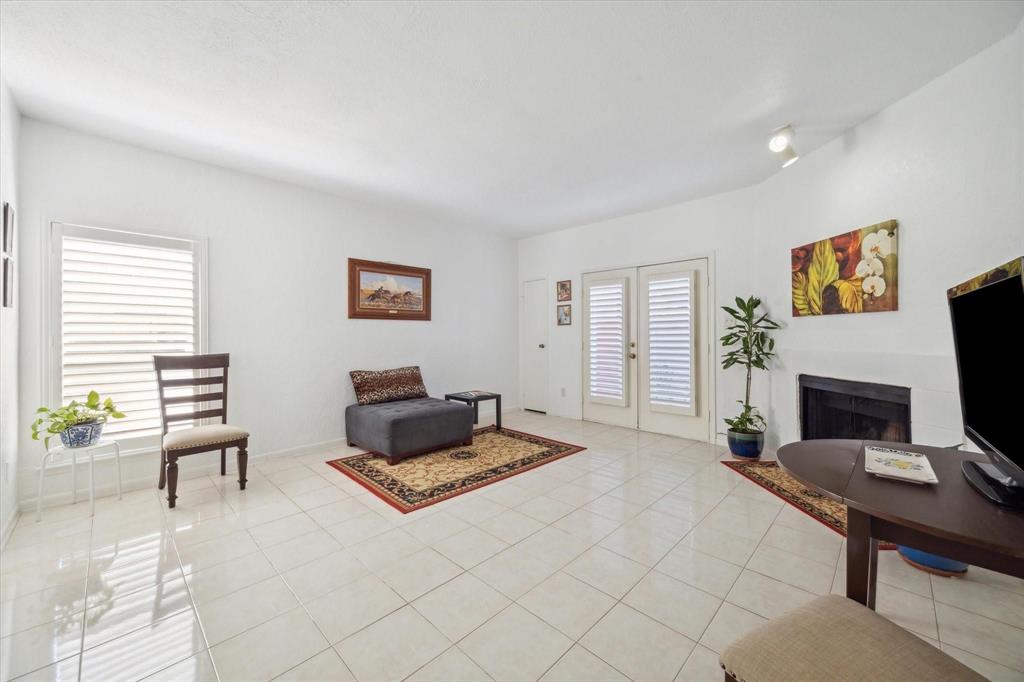 10855 Meadowglen Lane #1101, Houston, Texas image 2