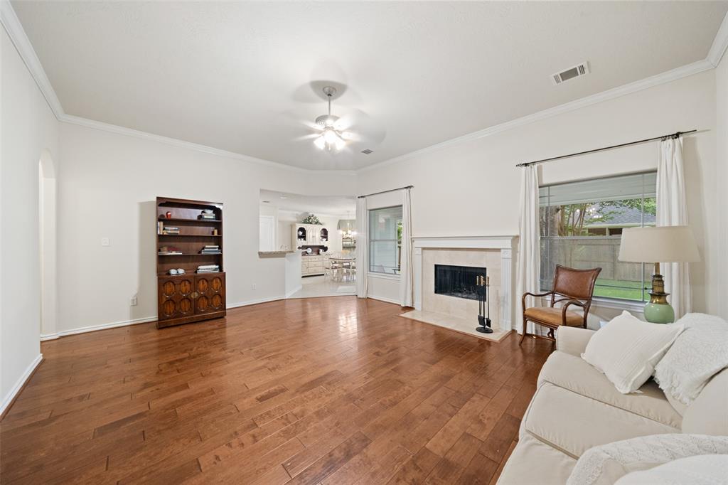 12909 Victoria Regina Drive, Montgomery, Texas image 4