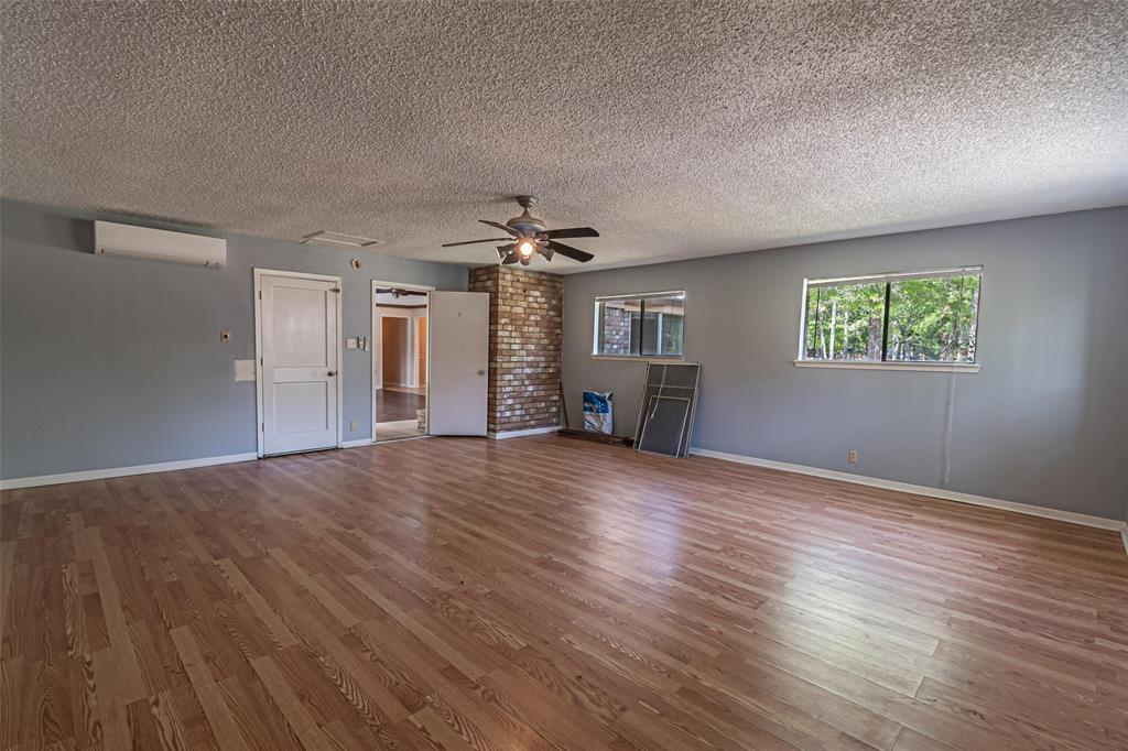 233 County Road 3180, Cleveland, Texas image 15