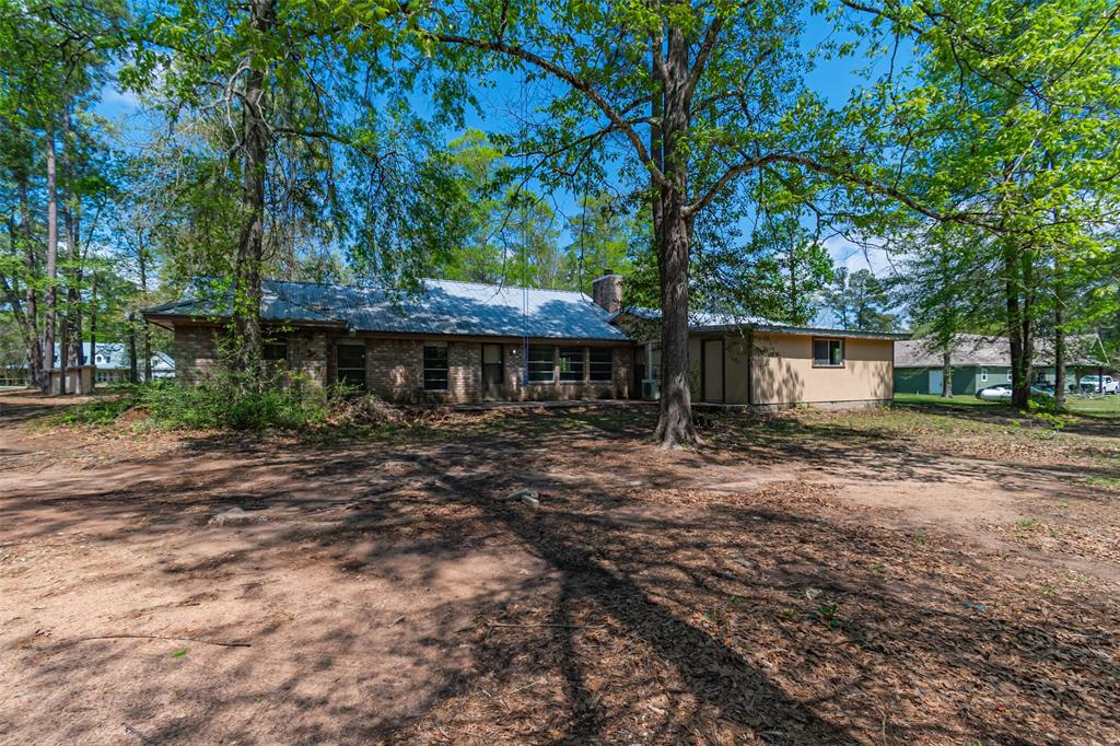 233 County Road 3180, Cleveland, Texas image 30