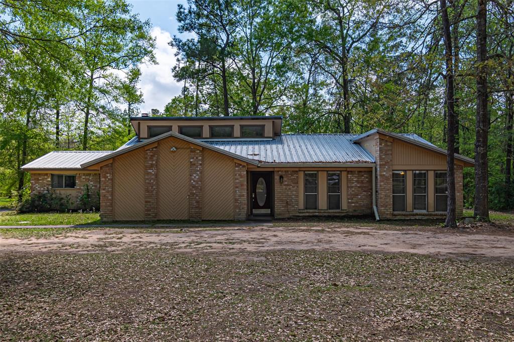233 County Road 3180, Cleveland, Texas image 1