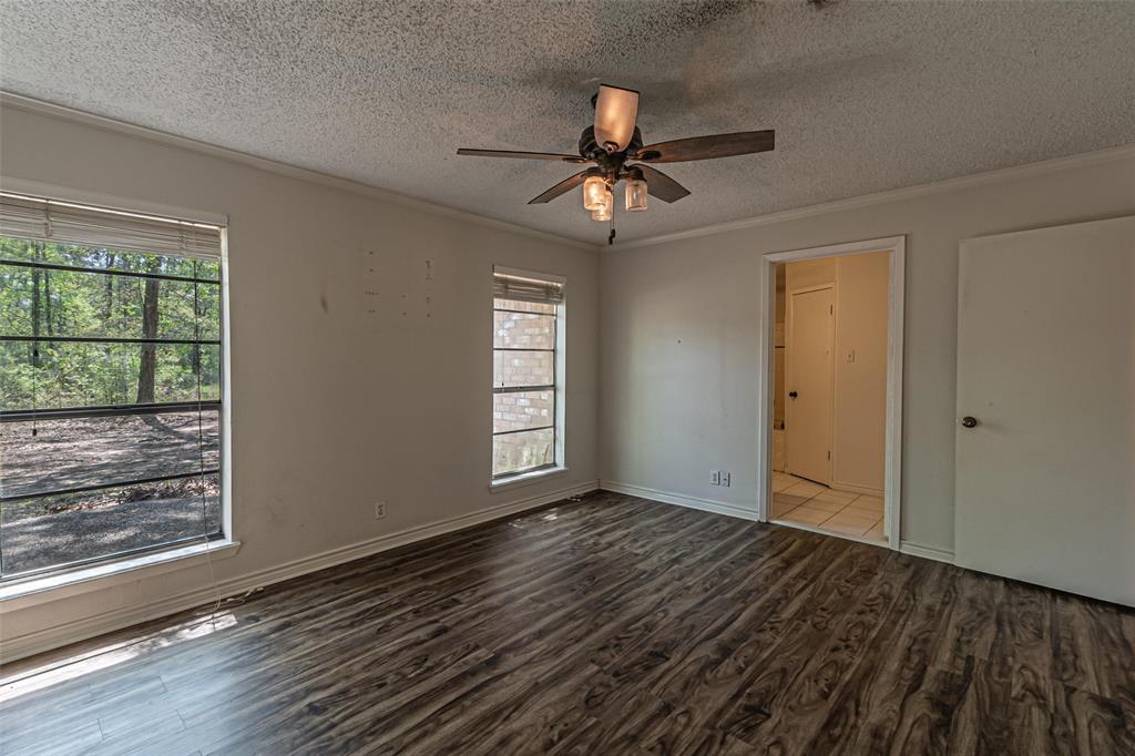 233 County Road 3180, Cleveland, Texas image 16