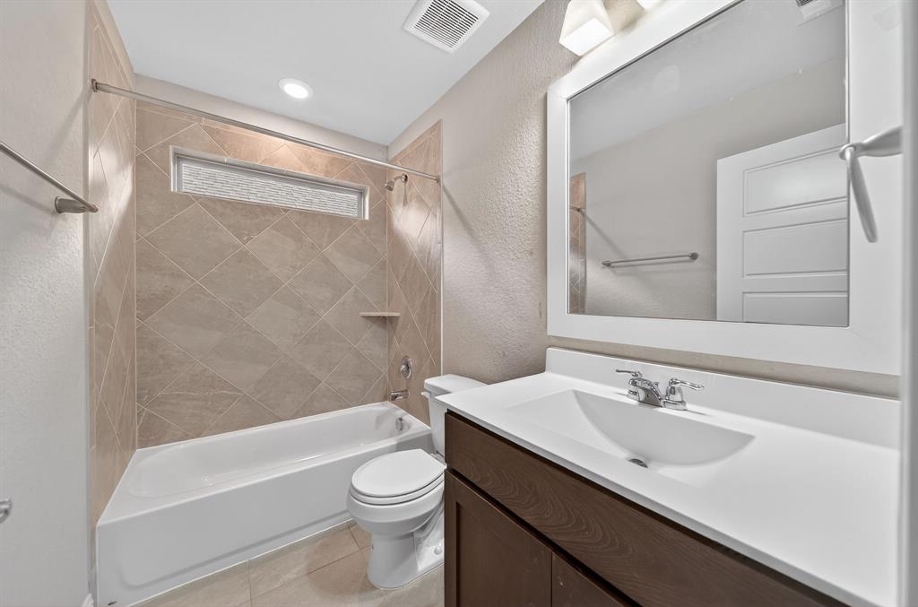 21714 Rose Maris Lane, Tomball, Texas image 7