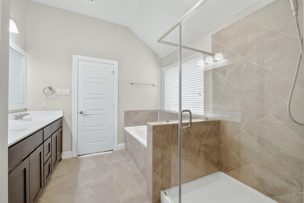 21714 Rose Maris Lane, Tomball, Texas image 21