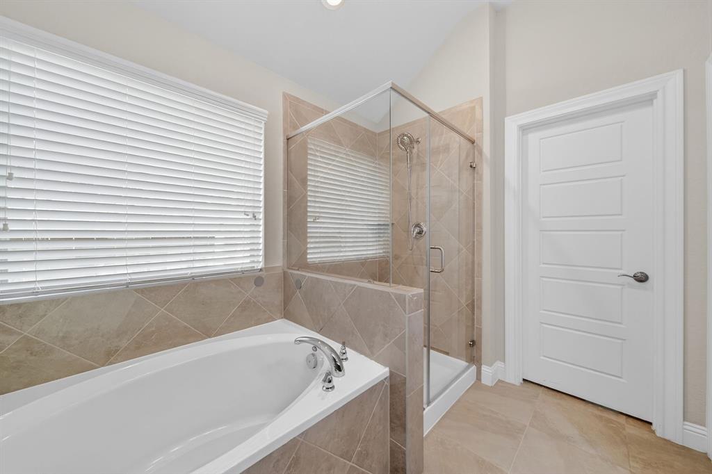 21714 Rose Maris Lane, Tomball, Texas image 20