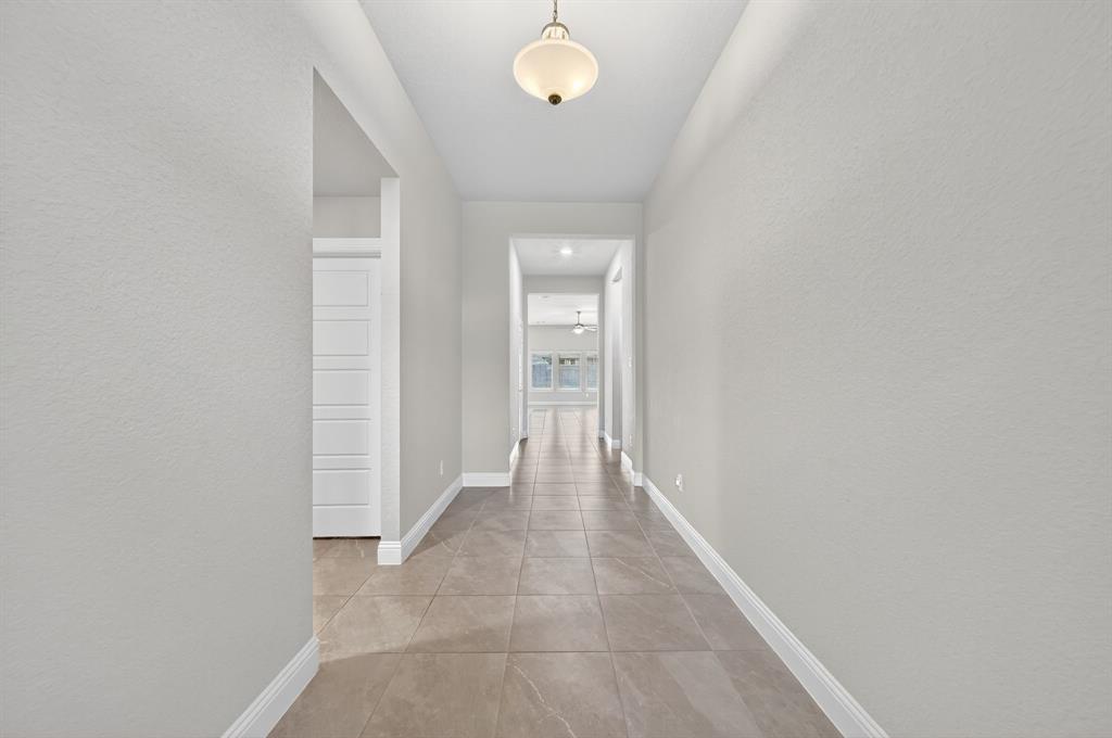 21714 Rose Maris Lane, Tomball, Texas image 9