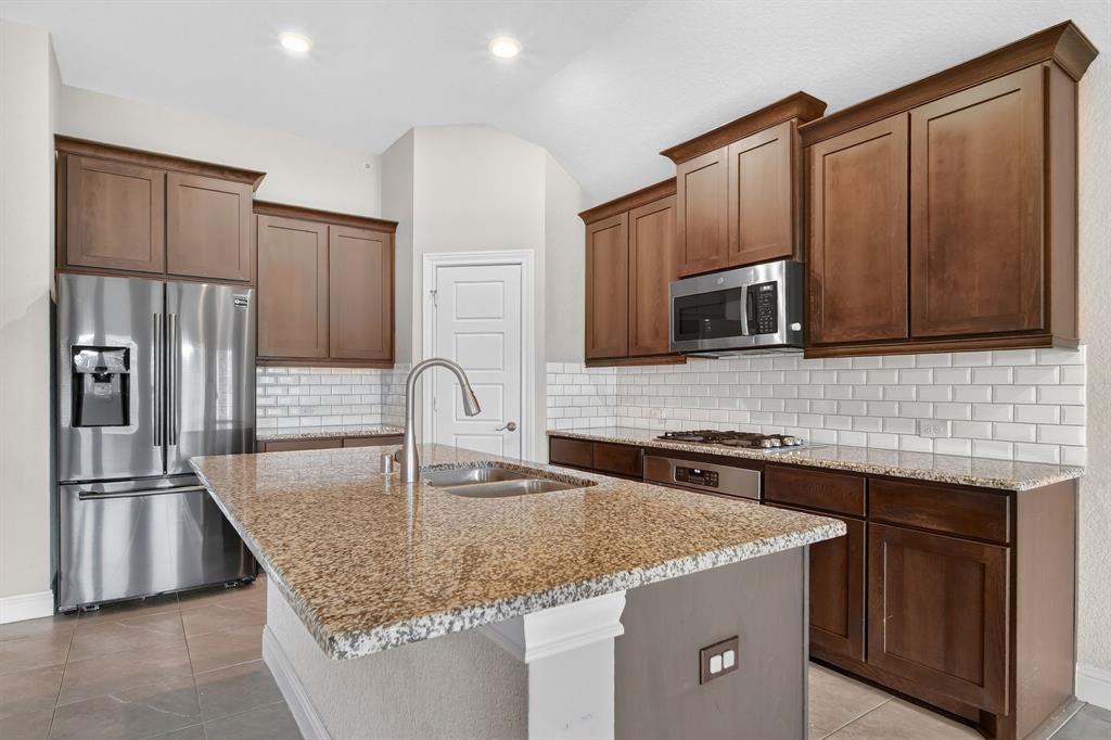 21714 Rose Maris Lane, Tomball, Texas image 16