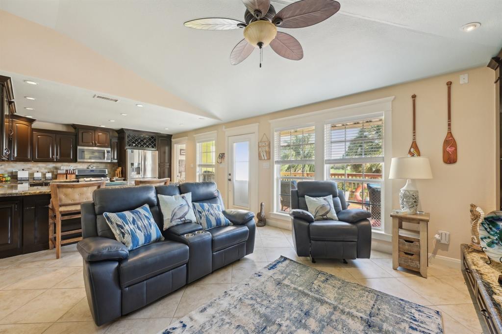 110 Palm Drive #CR776, Liverpool, Texas image 9