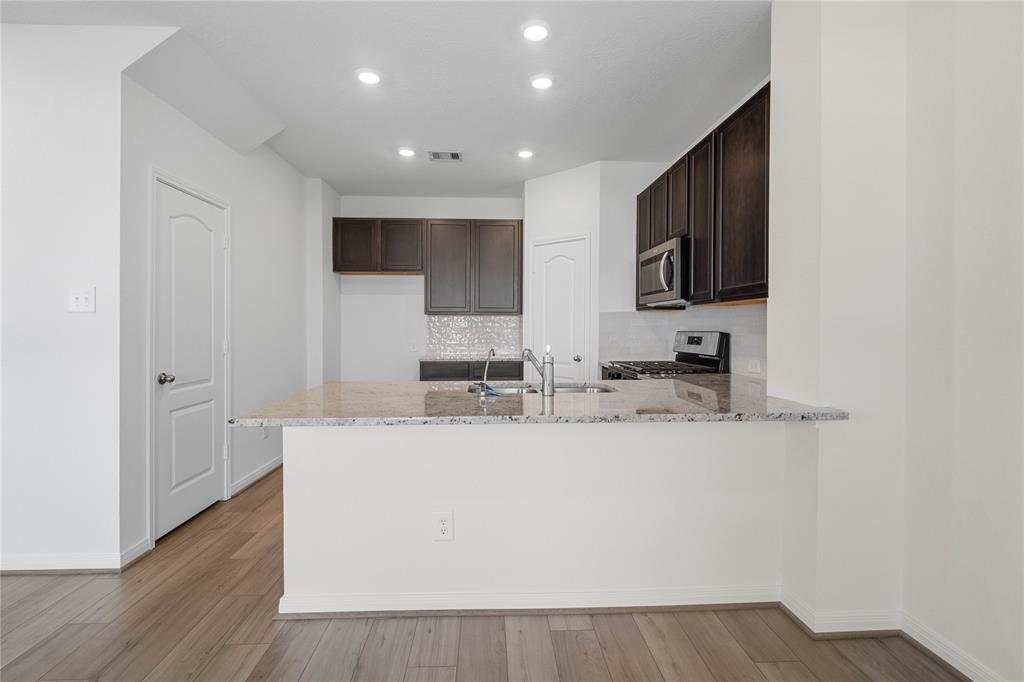 25402 Benroe Street, Katy, Texas image 7
