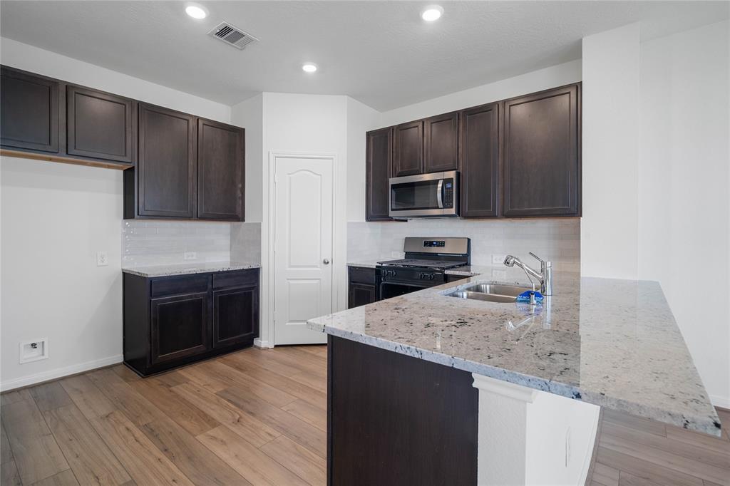 25402 Benroe Street, Katy, Texas image 8