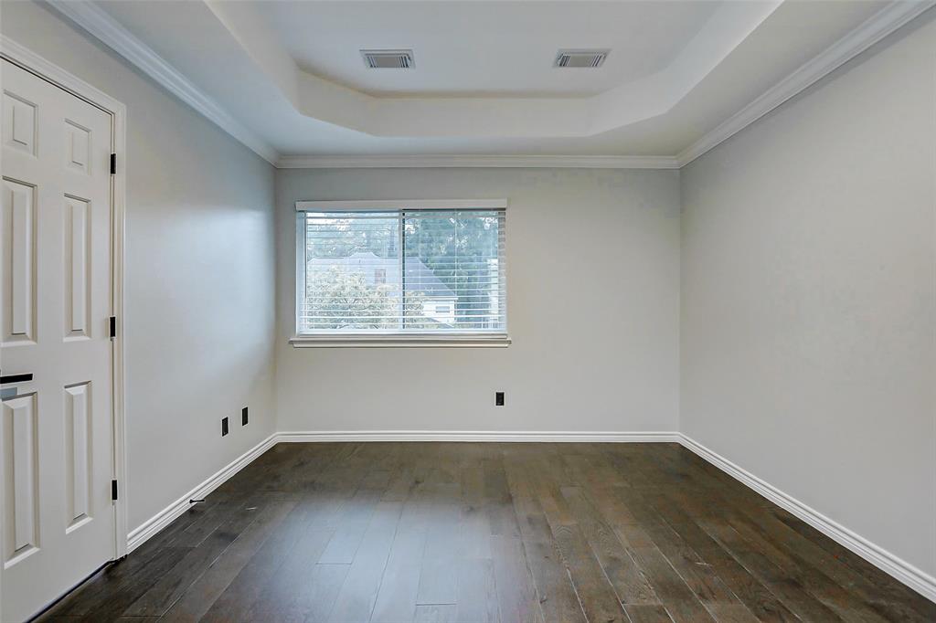 5807 Mountain View Drive, Houston, Texas image 34