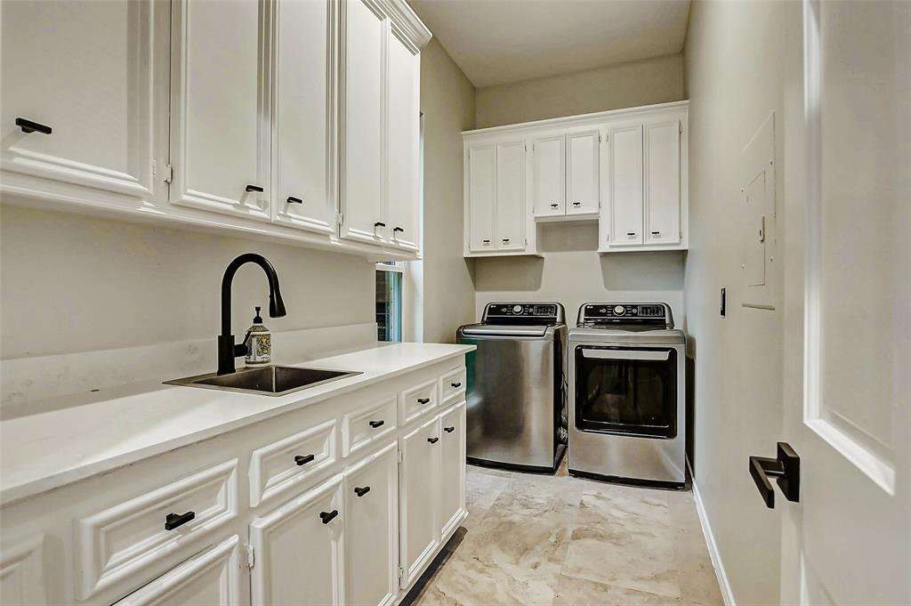 5807 Mountain View Drive, Houston, Texas image 14